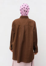 Load image into Gallery viewer, Erum Linen Top (Dark Brown)