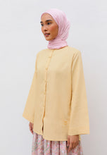 Load image into Gallery viewer, Senna Linen Top (Yellow)