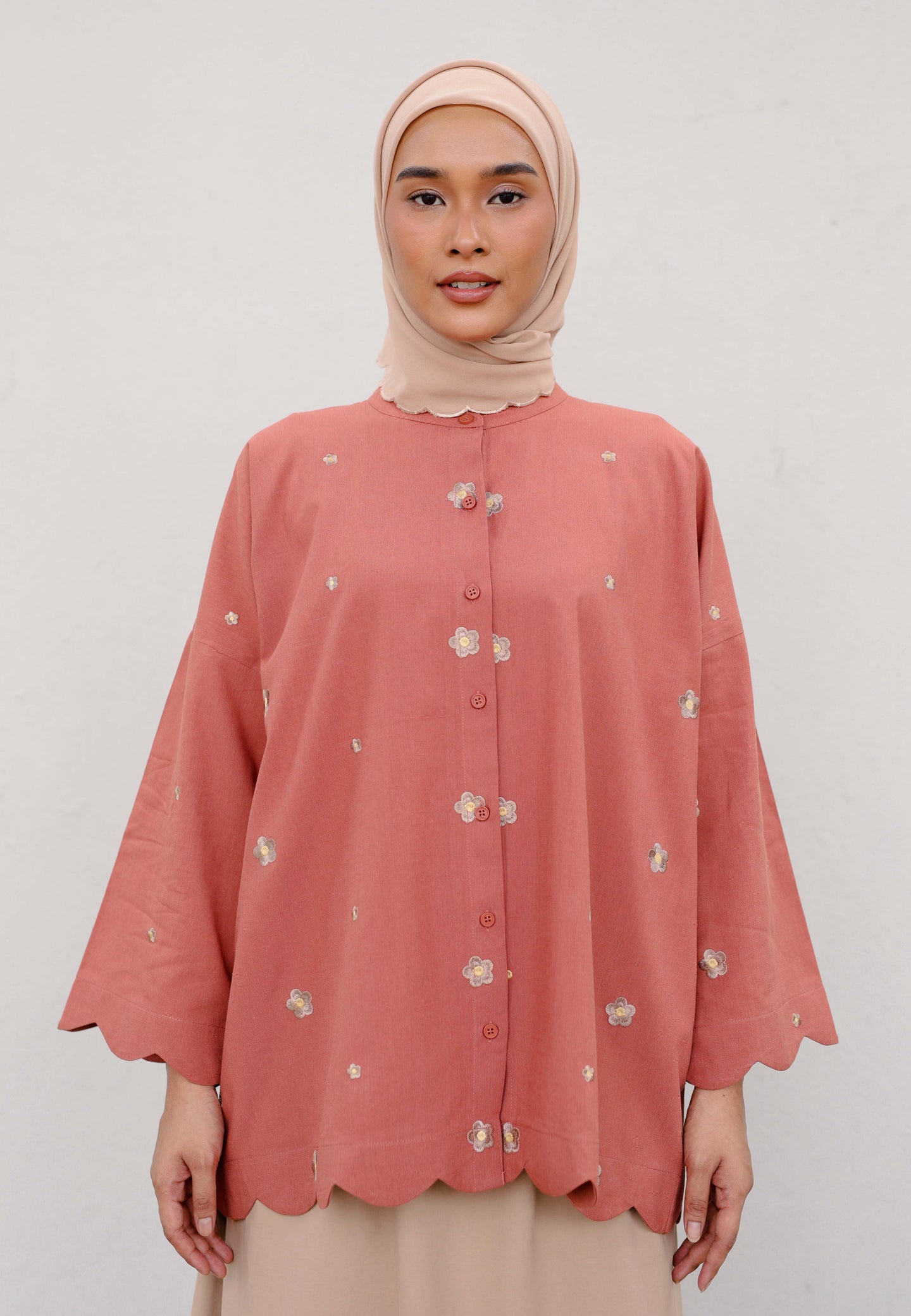 Afrina Scallop Top (Brick)