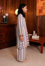 Load image into Gallery viewer, Seri Ayu Girl (Maroon)