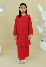 Load image into Gallery viewer, Rapat Girl (Red)