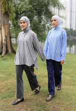 Load image into Gallery viewer, Olena Stripe Top (Blue)