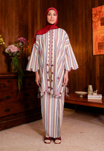 Load image into Gallery viewer, Seri Ayu Kurung (Maroon)