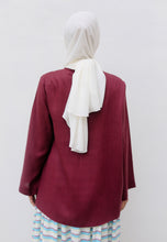 Load image into Gallery viewer, Senna Linen Top (Maroon)