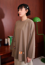 Load image into Gallery viewer, Bora Cat T-shirt (Taupe)