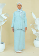 Load image into Gallery viewer, Utuh Kurung (Tiffany Blue)