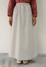 Load image into Gallery viewer, Heidi Plain Skirt (Soft Grey)