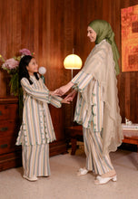 Load image into Gallery viewer, Seri Ayu Girl (Sage Green)