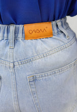 Load image into Gallery viewer, Xena Wide Jeans (Washed Light Blue)
