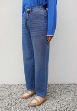 Load image into Gallery viewer, Xena Wide Jeans (Blue)
