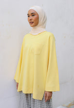 Load image into Gallery viewer, Zen Boxy T-Shirt (Pastel Yellow)