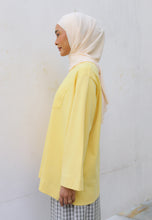Load image into Gallery viewer, Zen Boxy T-Shirt (Pastel Yellow)