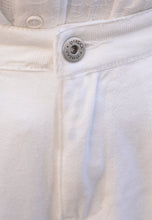 Load image into Gallery viewer, Mom Jeans (White)