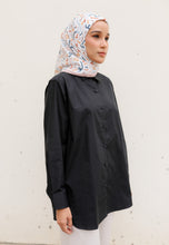 Load image into Gallery viewer, Areej Basic Top (Black)