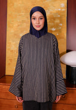 Load image into Gallery viewer, Bazla Reversible Top (Dark Blue)