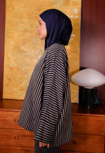Load image into Gallery viewer, Bazla Reversible Top (Dark Blue)