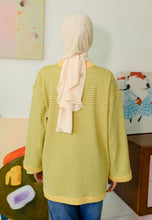 Load image into Gallery viewer, Zada Reversible T-shirt (Yellow)