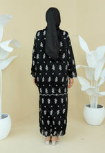 Load image into Gallery viewer, Ikatan Kurung (Black)