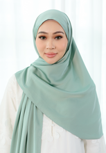 Load image into Gallery viewer, Bayu Halfmoon Satin Shawl (Mint Green)