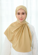 Load image into Gallery viewer, Bayu Halfmoon Satin Shawl (Greenish Gold)