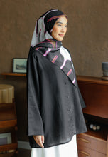 Load image into Gallery viewer, Senna Linen Top (Black)