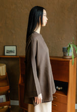 Load image into Gallery viewer, Senna Linen Top (Espresso)