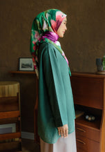 Load image into Gallery viewer, Senna Linen Top (Emerald Green)