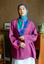 Load image into Gallery viewer, Senna Linen Top (Grape)