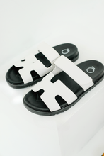 Load image into Gallery viewer, Hope Sandals (White)