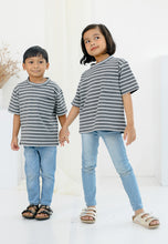 Load image into Gallery viewer, Oversized T-Shirt Kids (Grey)