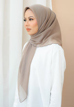 Load image into Gallery viewer, Sulaman Bawal Cotton (Taupe)