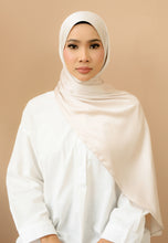 Load image into Gallery viewer, Laila Half Moon Shawl (Ivory)
