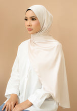 Load image into Gallery viewer, Laila Half Moon Shawl (Ivory)