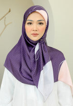 Load image into Gallery viewer, Qhash Square Hijab (Purple)