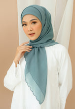 Load image into Gallery viewer, Sulaman Bawal Cotton (Turquoise)