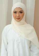 Load image into Gallery viewer, Sulaman Shawl Cotton (Off White)
