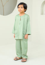 Load image into Gallery viewer, Embun Boy (Olive Green)