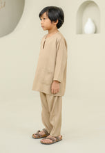 Load image into Gallery viewer, Baju Melayu Boy (Nude Brown)