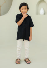 Load image into Gallery viewer, Shirt Boy (Black)