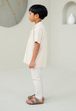 Load image into Gallery viewer, Shirt Boy (Cream)