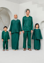 Load image into Gallery viewer, Baju Melayu Boy (Emerald Green)