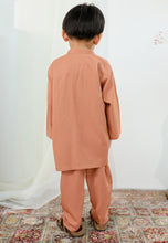 Load image into Gallery viewer, Nia Boy ( Melon Orange )